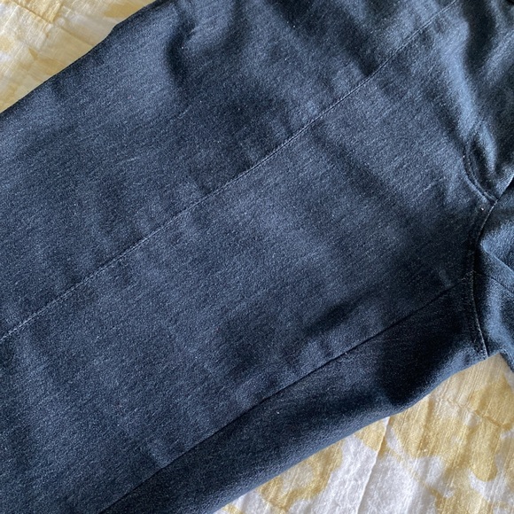 Peter Nygard jeans trousers with seam to keep shape. Size 4P. EUC. Straight leg - Picture 13 of 16